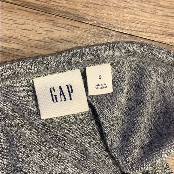 Gap v-neck bodysuit - Picture 3 of 4
